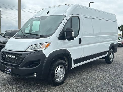 Used 2026 RAM ProMaster 2500 w/ Convenience Group FWD image 10