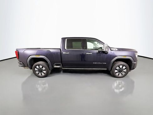 Used 2024 GMC Sierra 2500 Denali w/ Denali Reserve Package image 8