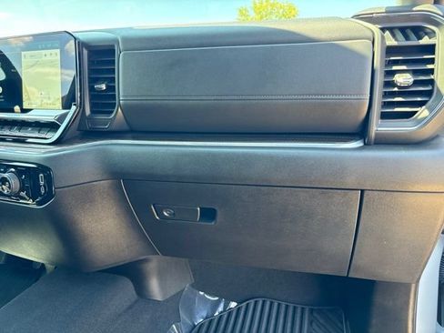Used 2024 Chevrolet Silverado 1500 LT AWD/4WD image 48
