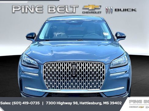 Used 2023 Lincoln Corsair FWD image 3