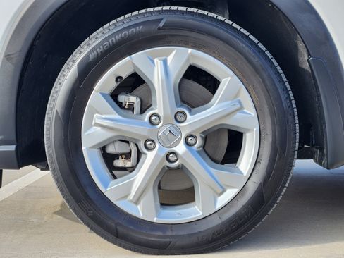 Used 2023 Honda HR-V LX image 11