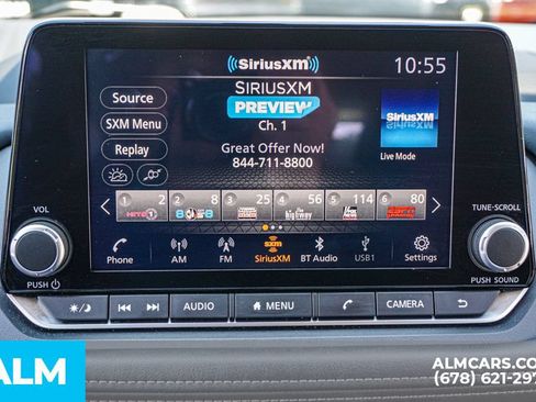 Used 2025 Nissan Rogue SV AWD/4WD image 37