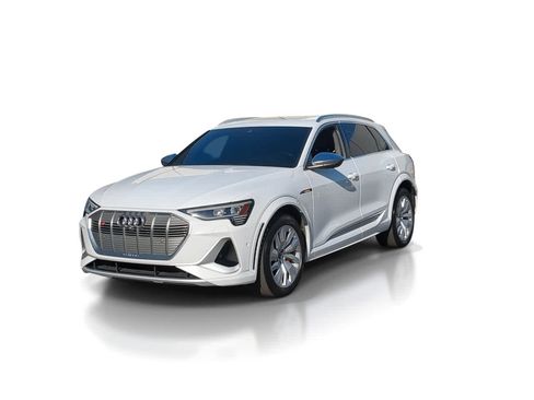 Used 2023 Audi e-tron S Premium Plus image 4