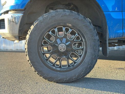 Used 2020 Ford F150 XLT image 7