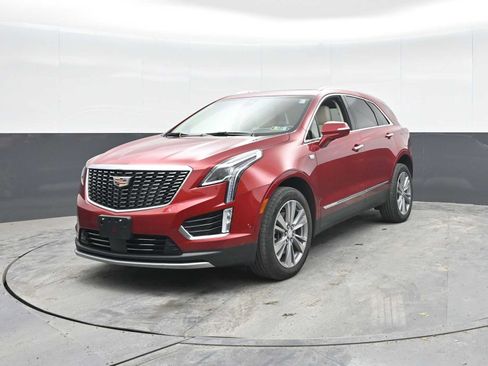 Used 2024 Cadillac XT5 Premium Luxury w/ Technology Package AWD/4WD image 5
