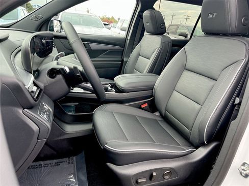 New 2026 Buick Enclave Sport Touring w/ Power Package image 17