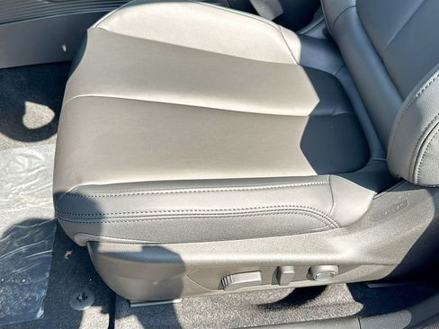 New 2026 Subaru Outback Limited AWD/4WD image 23