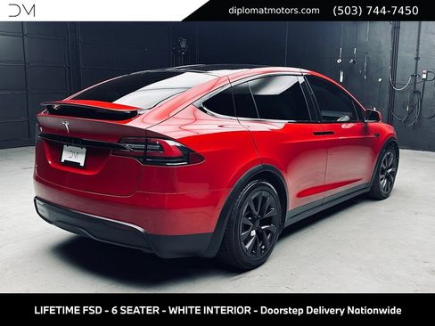 Used 2022 Tesla Model X Plaid AWD/4WD image 7