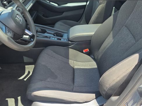 Used 2024 Honda Accord EX image 8