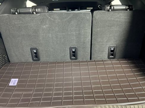 Certified 2024 Chevrolet Tahoe High Country image 33