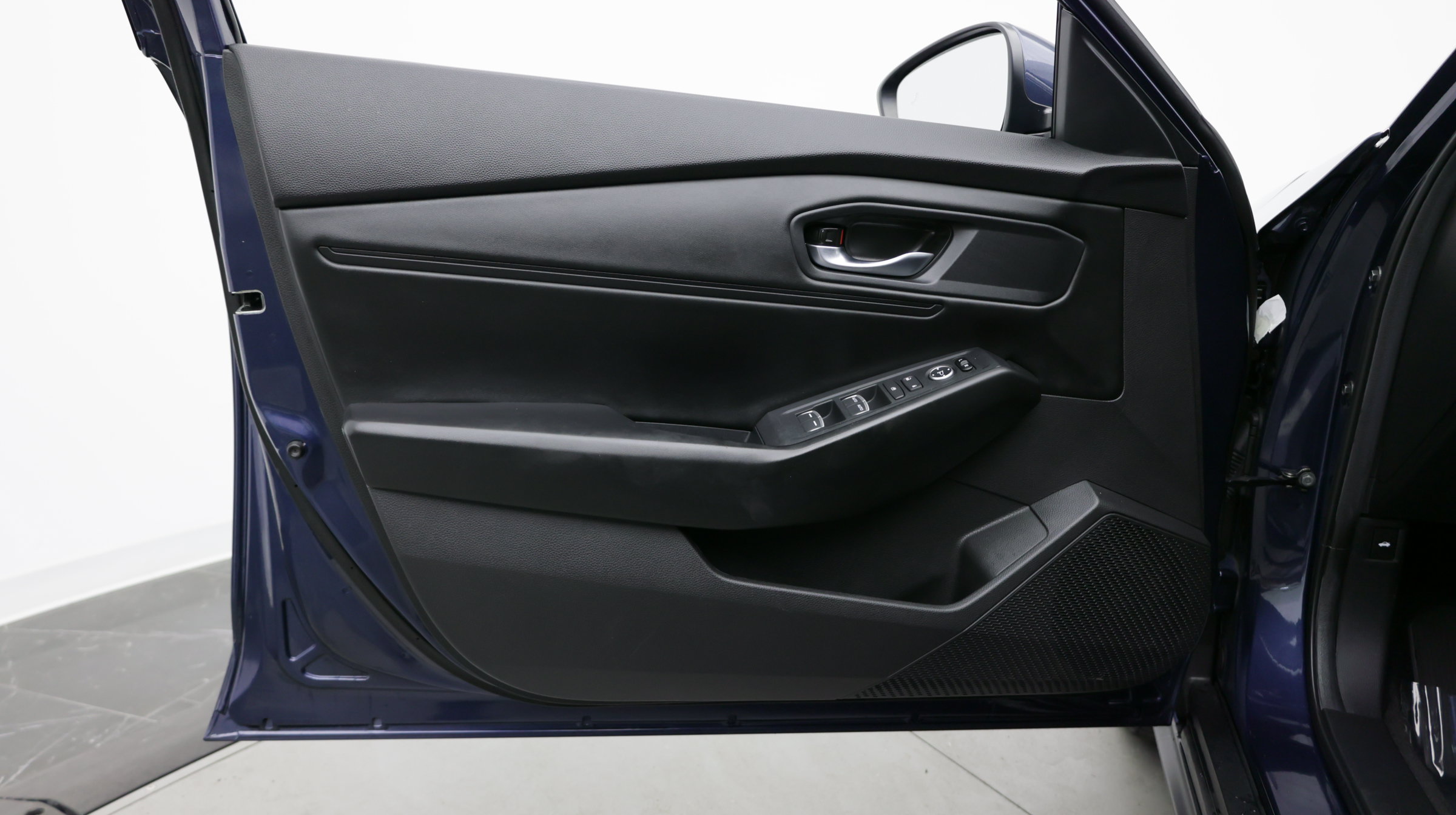 Used 2024 Honda Accord EX image 11