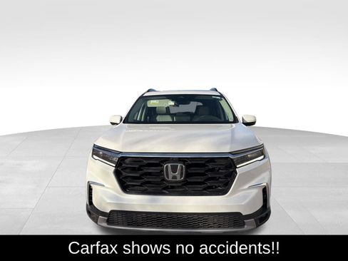 Used 2025 Honda Pilot Elite image 2