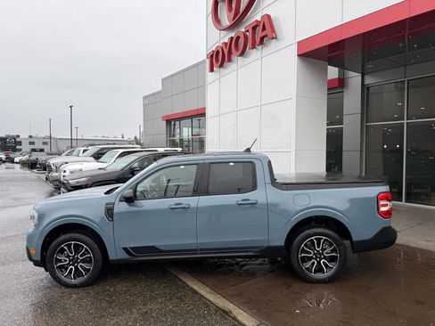 Used 2022 Ford Maverick Lariat w/ Lariat Luxury Package image 3