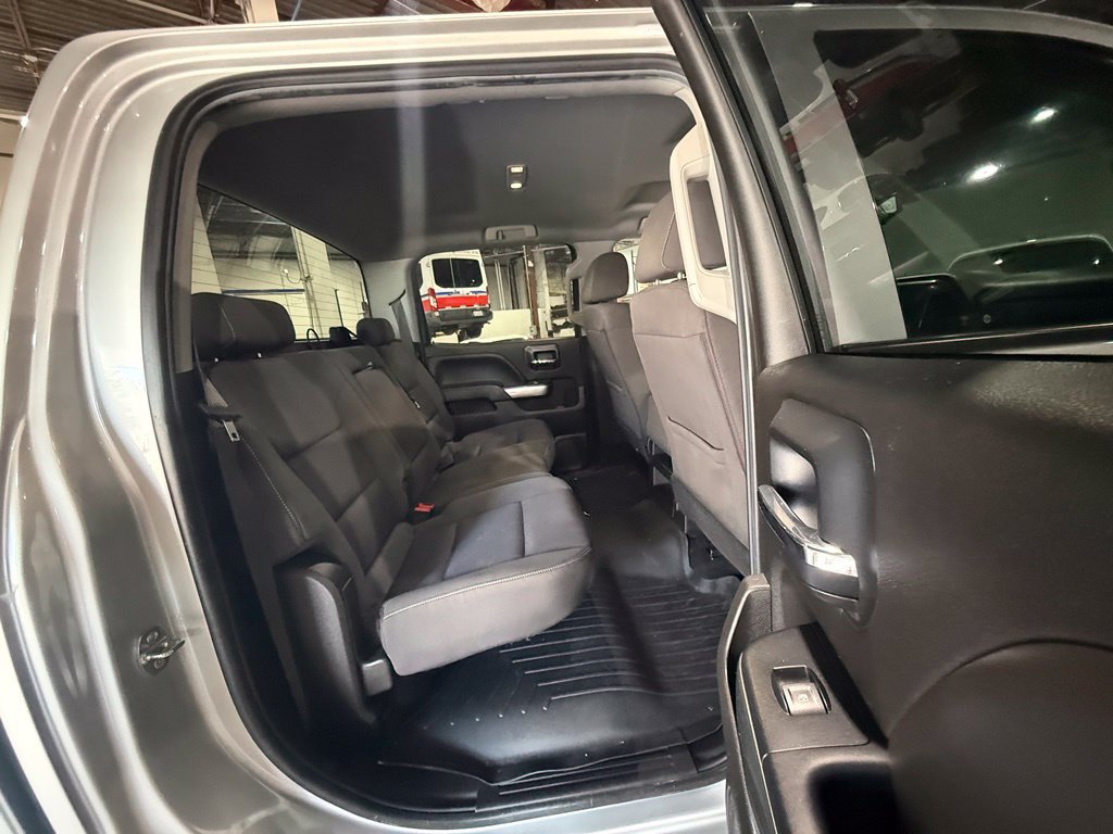 Used 2019 Chevrolet Silverado 2500 LT w/ LT Convenience Package AWD/4WD image 32