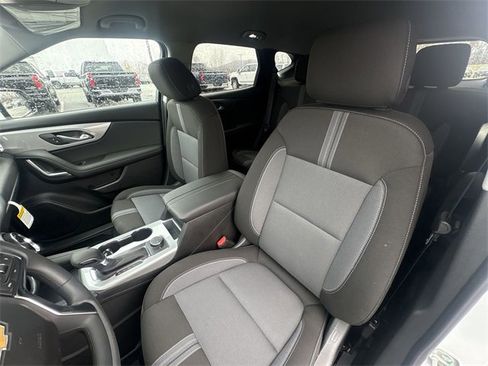 New 2025 Chevrolet Blazer LT w/ LPO, Floor Liner Package image 20
