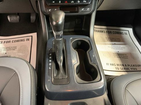 Used 2022 Chevrolet Colorado Z71 image 7