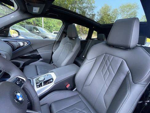 New 2026 BMW X3 xDrive30i w/ Premium Package AWD/4WD image 9