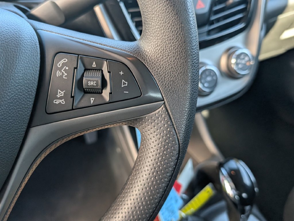 Used 2022 Chevrolet Spark LT FWD image 21