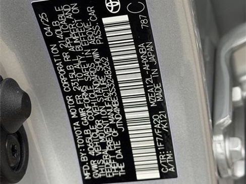 Certified 2025 Toyota Corolla SE image 10