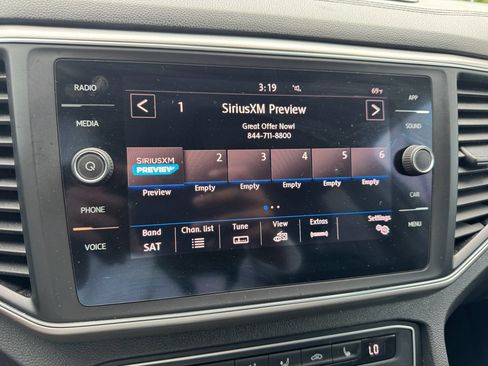 Used 2019 Volkswagen Atlas SE FWD image 15