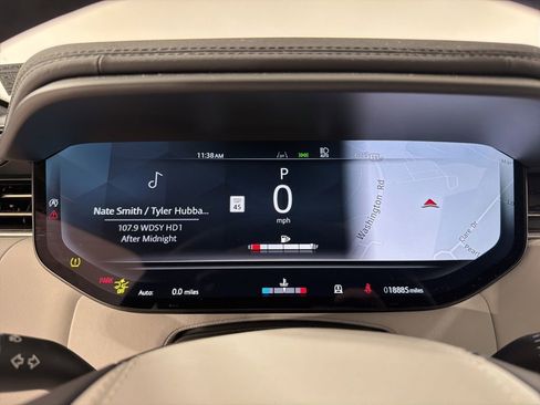 Used 2025 Land Rover Range Rover Sport SE image 15