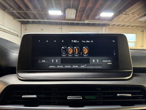 Certified 2022 Kia Telluride S image 17