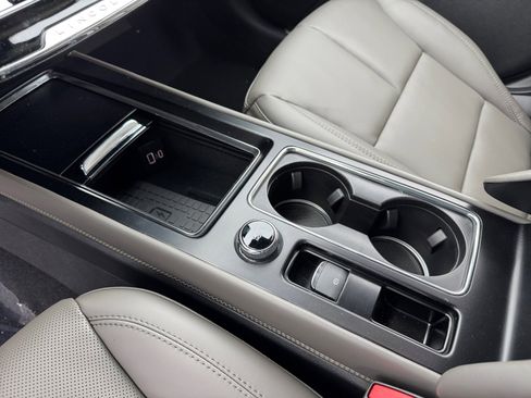 New 2026 Lincoln Corsair Premiere image 14