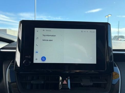 Used 2025 Toyota Corolla LE image 16