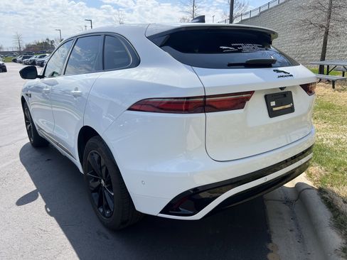 Certified 2025 Jaguar F-PACE R-Dynamic S image 5