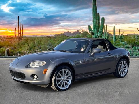 Used 2006 MAZDA MX-5 Miata Grand Touring image 7