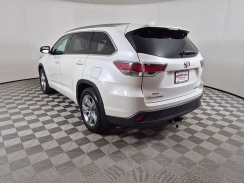 Used 2016 Toyota Highlander Limited Platinum AWD/4WD image 5