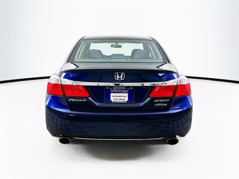 Used 2015 Honda Accord Sport image 15