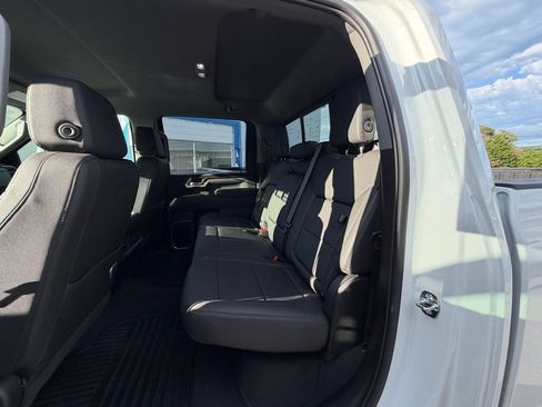 New 2026 Chevrolet Silverado 2500 LT AWD/4WD image 11