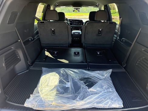 New 2026 Chevrolet Traverse LT w/ Midnight/Sport Edition FWD image 49