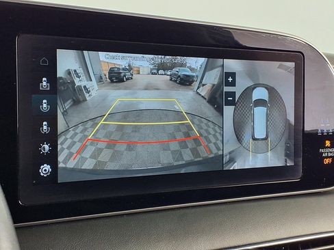 Used 2022 Hyundai Palisade Limited w/ Cargo Package image 23