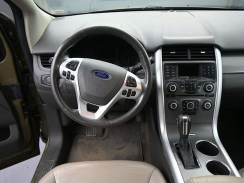 Used 2013 Ford Edge SEL FWD image 22