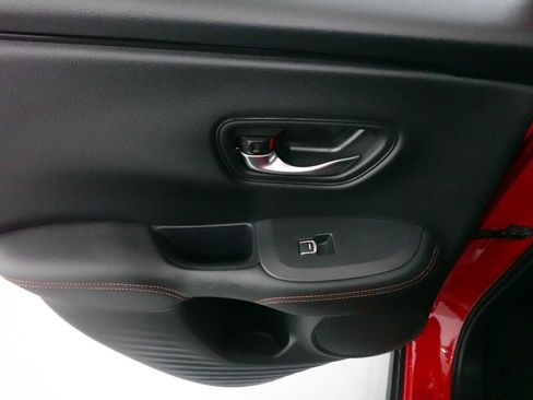 Certified 2025 Honda HR-V Sport image 25