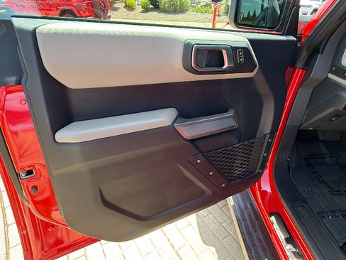 Used 2023 Ford Bronco Wildtrak AWD/4WD image 14