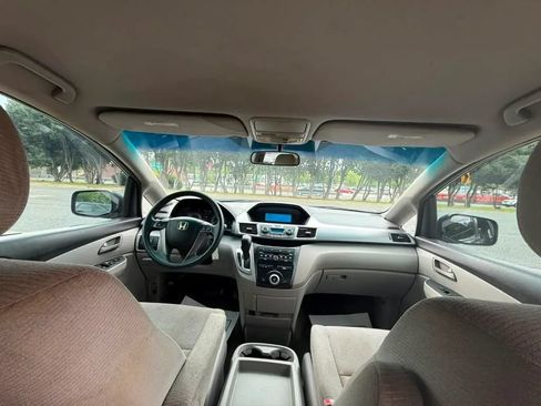 Used 2011 Honda Odyssey EX image 9