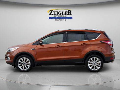 Used 2017 Ford Escape Titanium w/ Canadian Touring Package AWD/4WD image 4