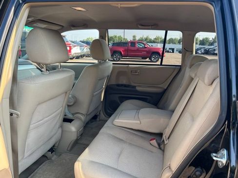 Used 2004 Toyota Highlander 4WD V6 image 23