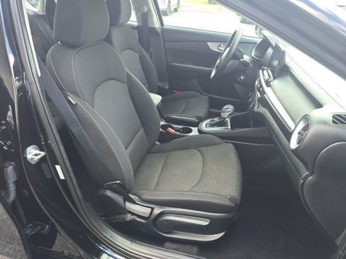 Used 2024 Kia Forte LX FWD image 38