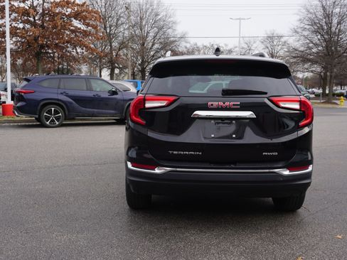 Used 2022 GMC Terrain SLT image 5
