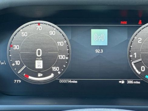 New 2026 Land Rover Defender 110 X-Dynamic SE image 26