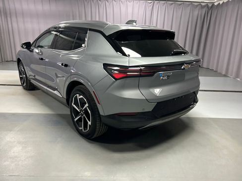 Used 2024 Chevrolet Equinox EV LT image 5