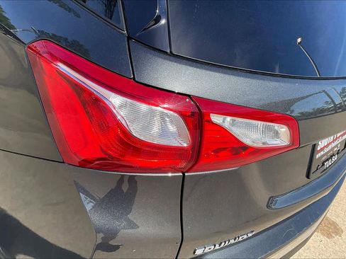 Used 2021 Chevrolet Equinox LT w/ LPO, Floor Liner Package image 28