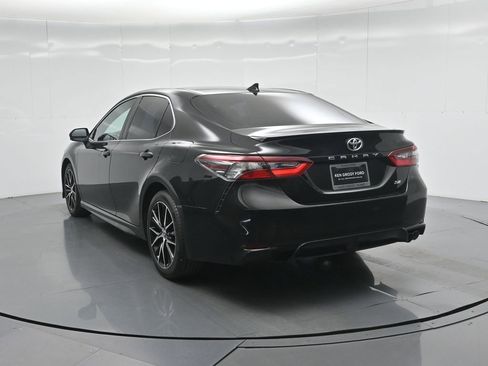 Used 2022 Toyota Camry SE image 27