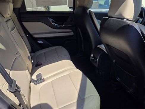 New 2025 Lincoln Corsair Reserve image 14