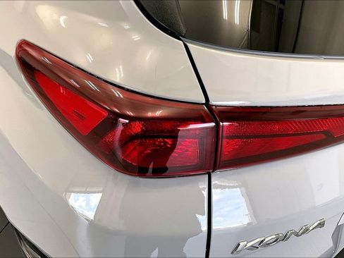 Certified 2023 Hyundai Kona SEL w/ Cargo Package AWD/4WD image 29