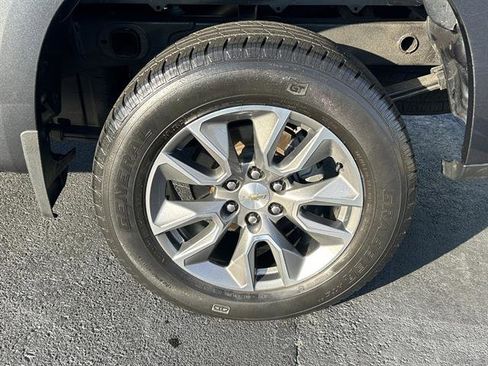 Used 2022 Chevrolet Silverado 1500 LT image 30